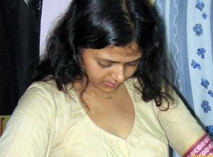 Abitha Aunty_32.jpg
